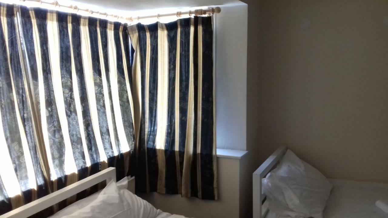 Haven House 2*